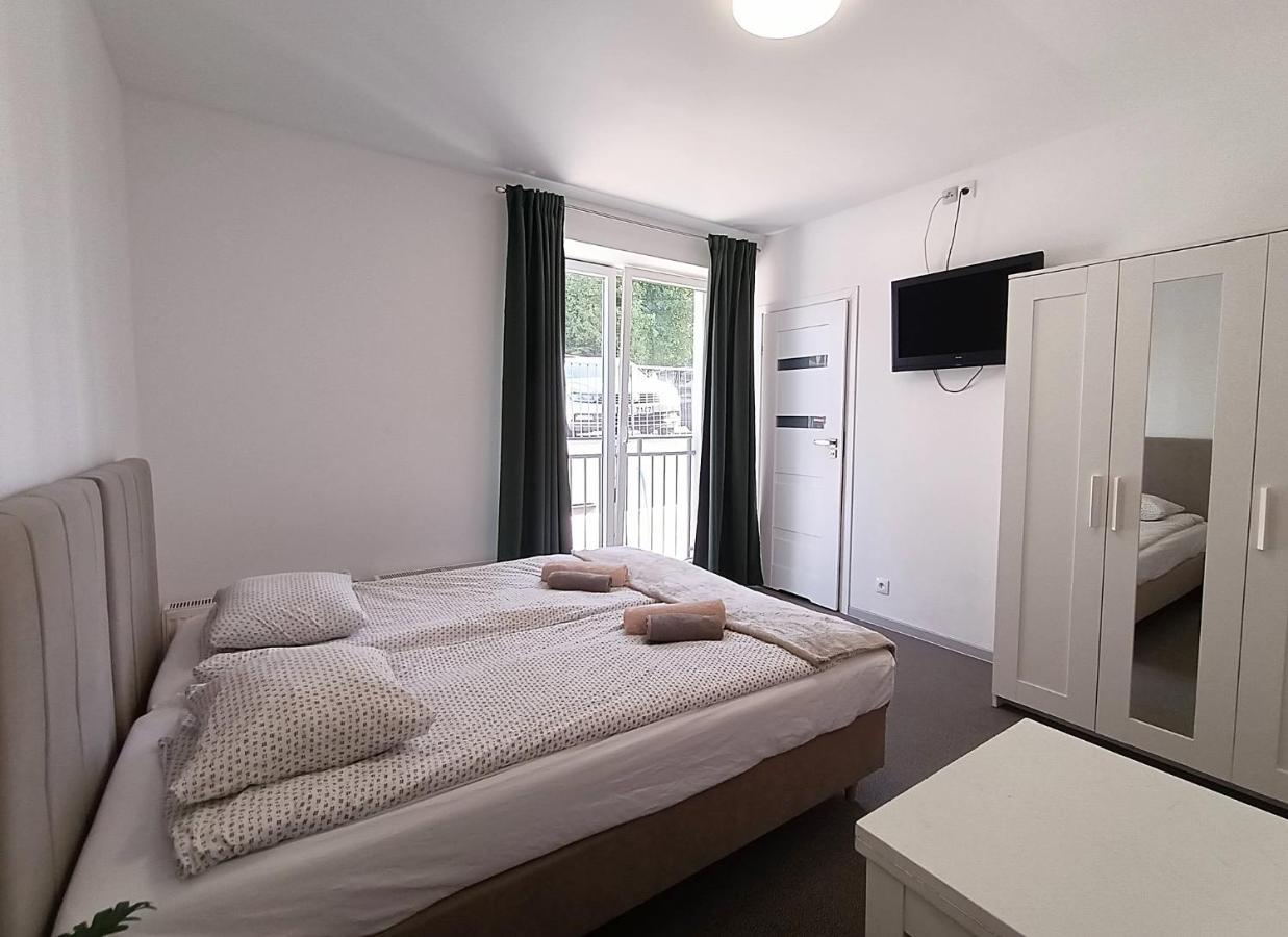 Firstroom Penzion *